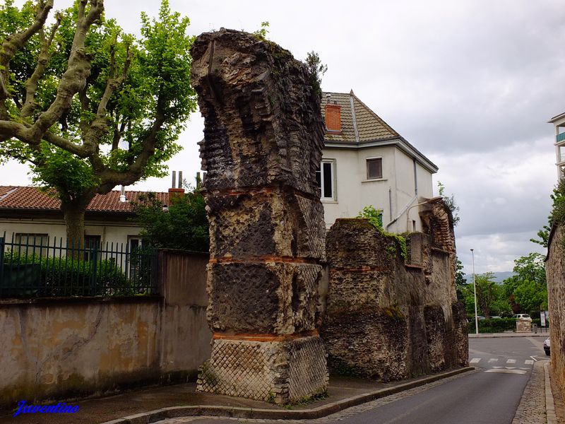 Aqueduc du Gier