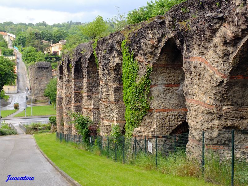 Aqueduc du Gier