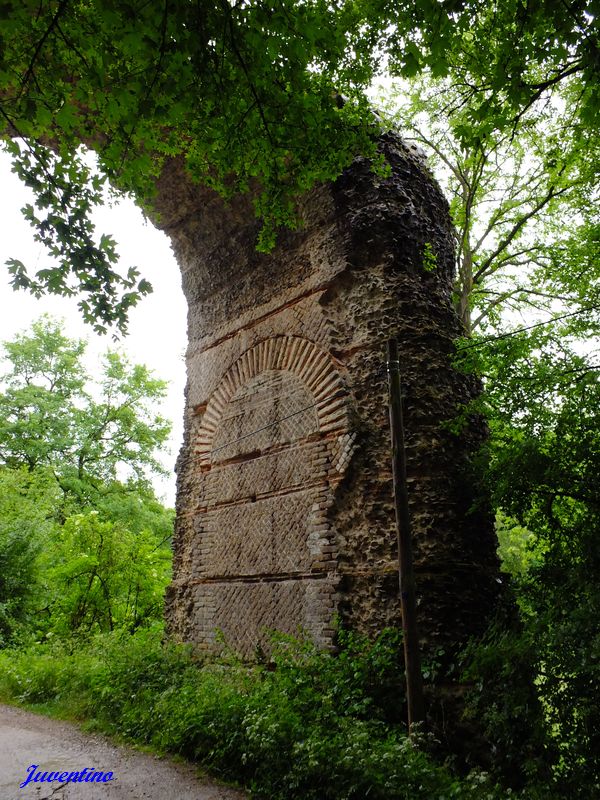 Aqueduc du Gier