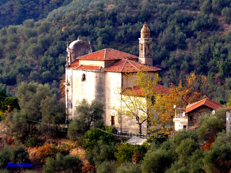 Berzi (commune de Baiardo) (Imperia, Liguria)