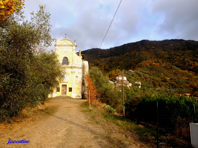 Berzi (commune de Baiardo) (Imperia, Liguria)