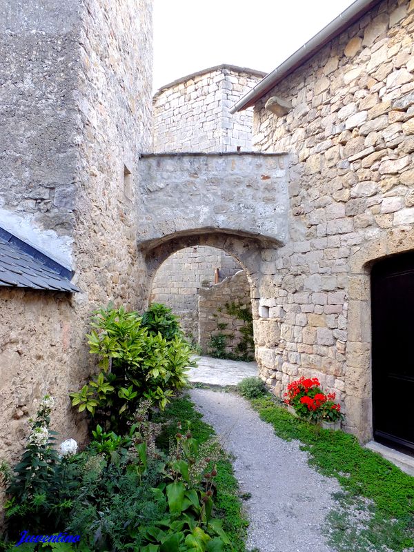 Cantobre (Aveyron)