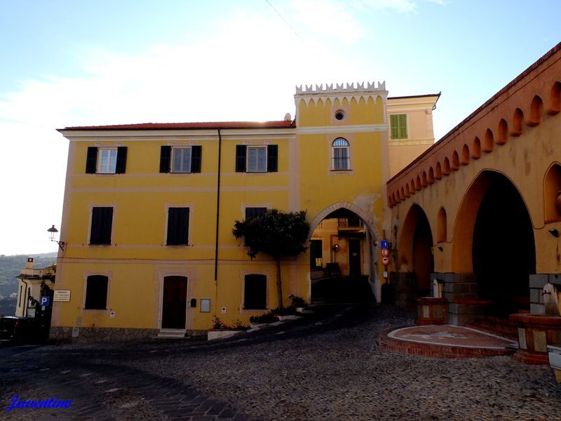 Diano Castello (Imperia, Liguria)