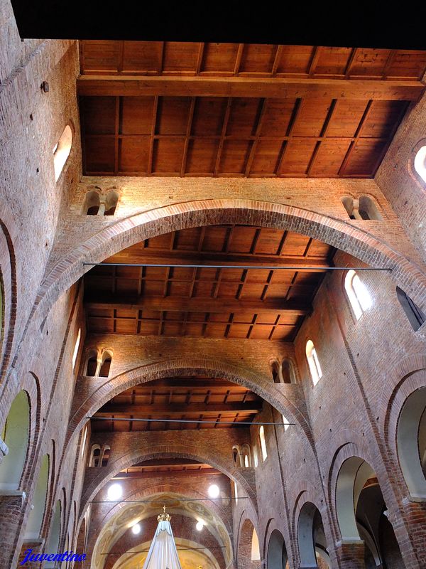 Basilica di Santa Maria Maggiore et Battistero di San Giovanni ad Fontes (Lomello)