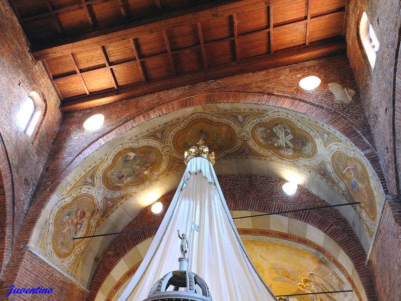 Basilica di Santa Maria Maggiore et Battistero di San Giovanni ad Fontes (Lomello)