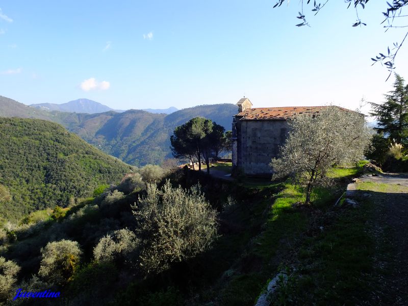 Madonna di Passoscio, Pigna