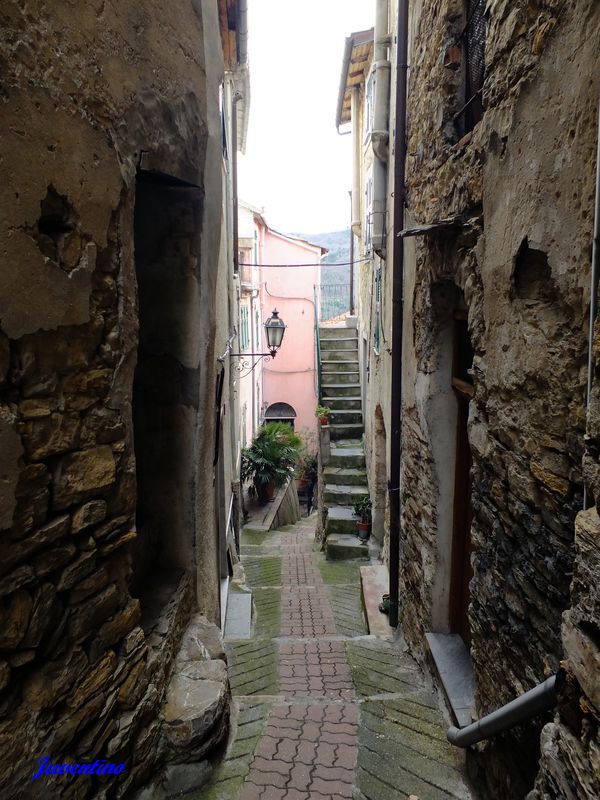 Pietrabruna (Valle del San Lorenzo, Imperia)