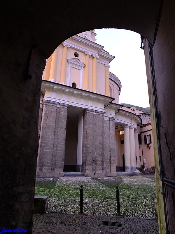 Pieve di Teco (Imperia, Liguria)