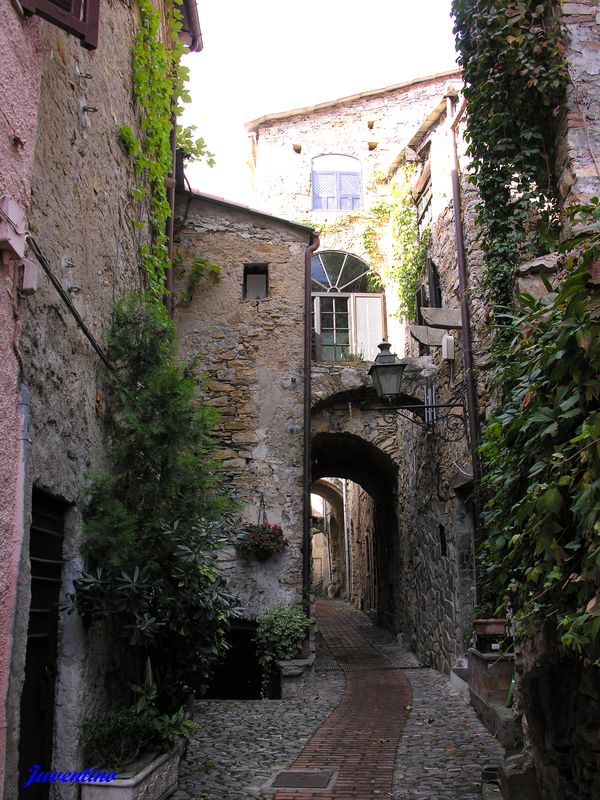 Pompeiana (Imperia, Liguria)