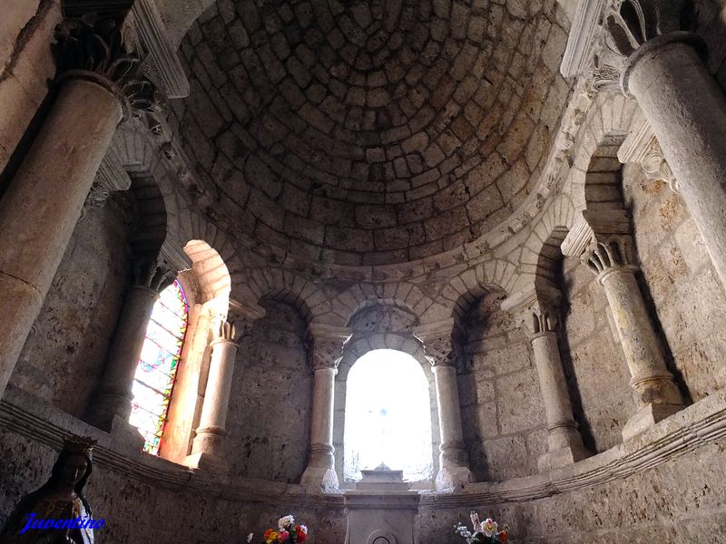 Abbatiale Saint-Pierre de Nant (Aveyron)