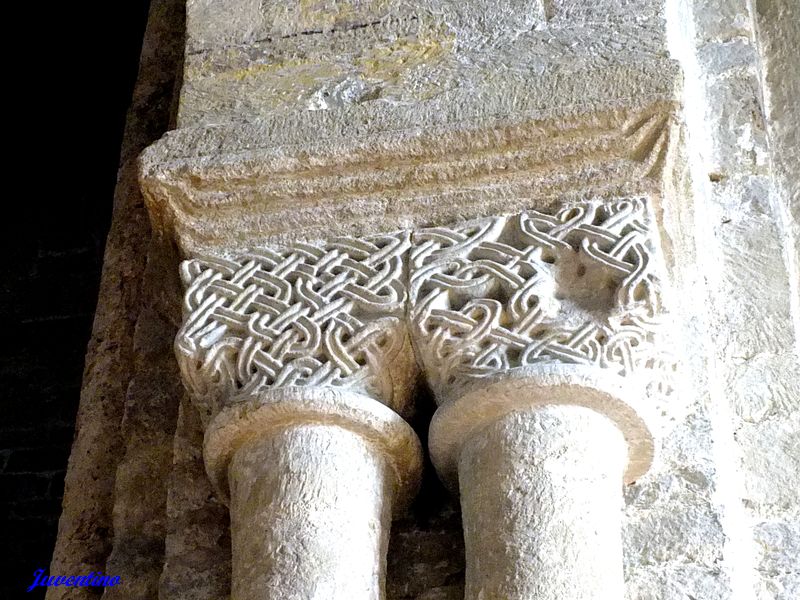 Abbatiale Saint-Pierre de Nant (Aveyron)