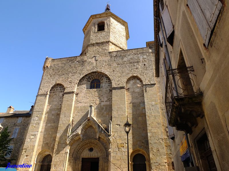 Abbatiale Saint-Pierre de Nant (Aveyron)