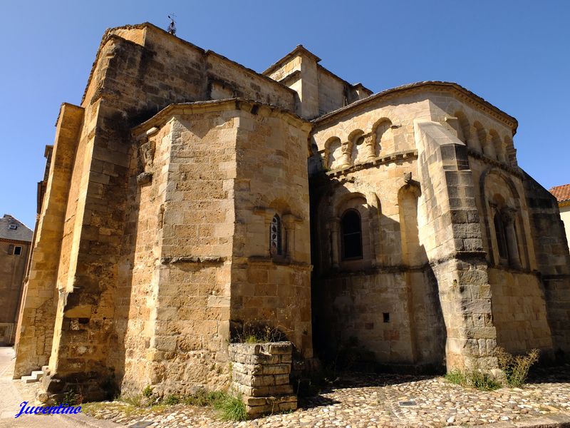 Abbatiale Saint-Pierre de Nant (Aveyron)