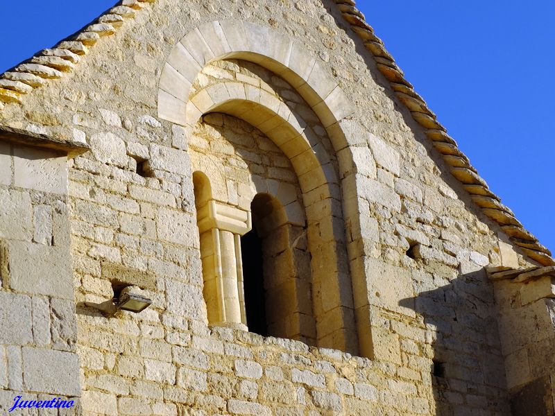 Chapelle St-Etienne de la Clastre à St-Hilaire-d'Ozilhan