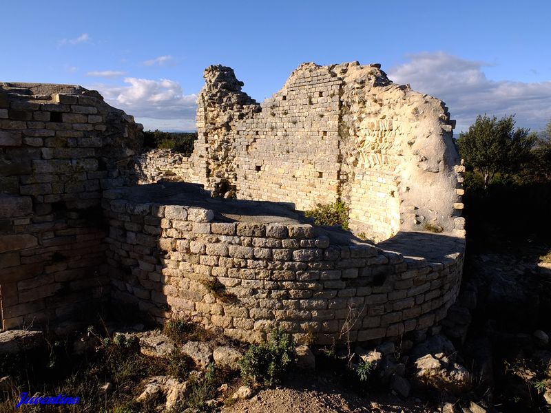 Chapelle St-Jean de Rouzigue à Laudun-l'Ardoise