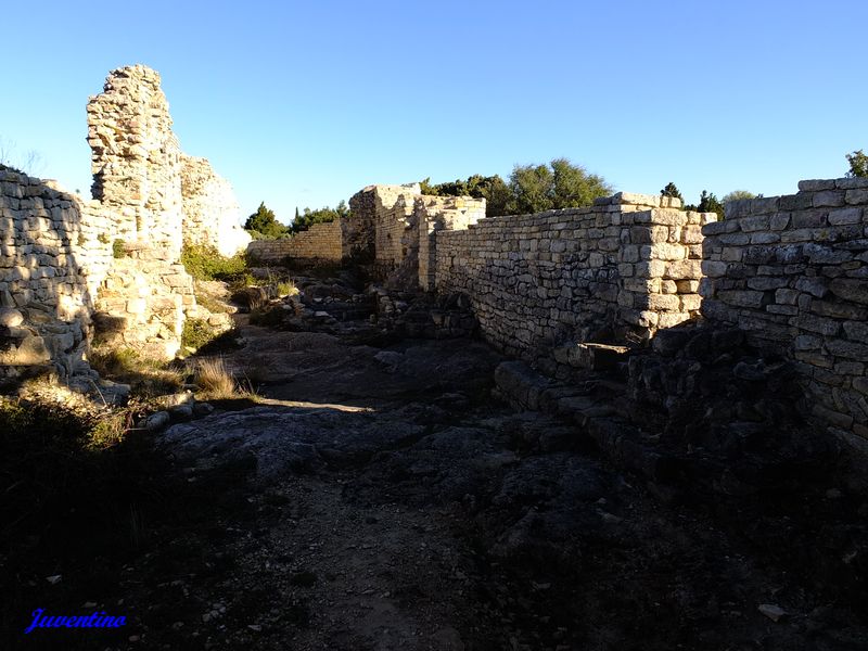 Chapelle St-Jean de Rouzigue à Laudun-l'Ardoise