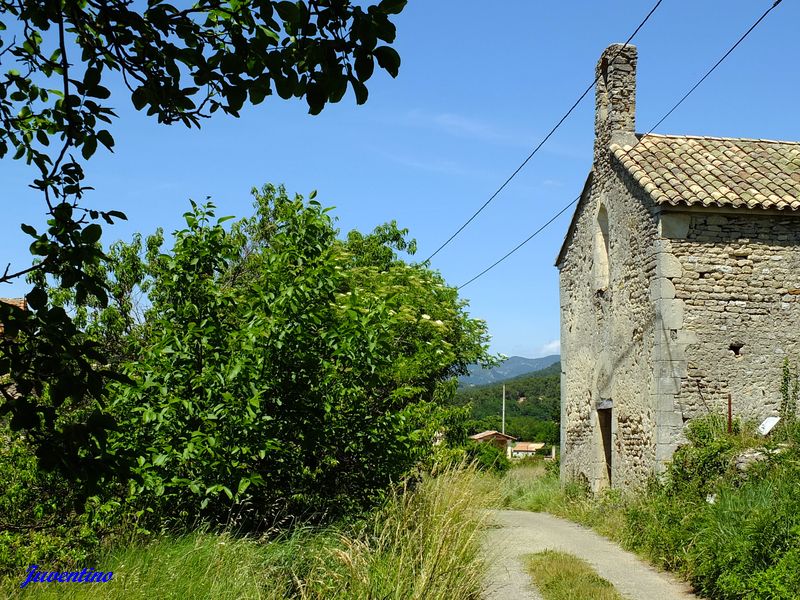 Chapelle St-Laurent à Entrechaux