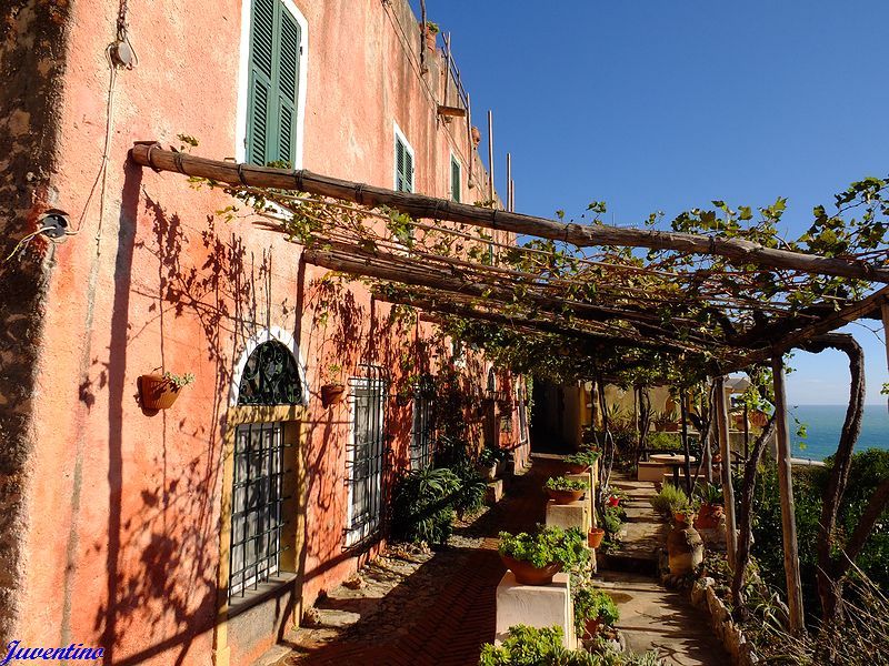 Verezzi (Borgio Verezzi) (Savona, Liguria)