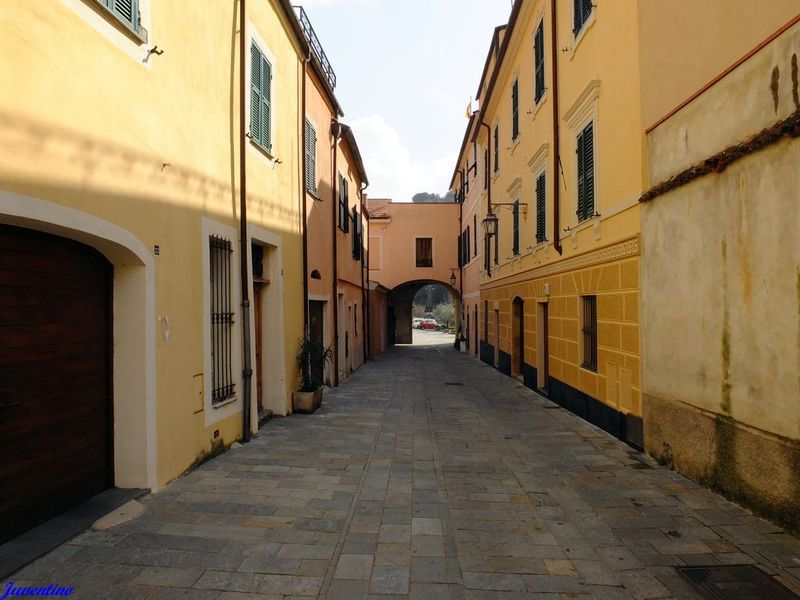 Zuccarello (Savona, Liguria)